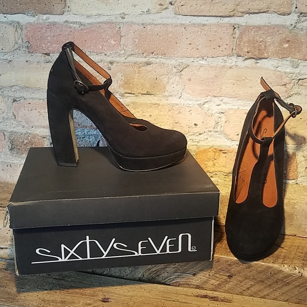 New in Box - Suede T-Strap Heels - EU Size 40